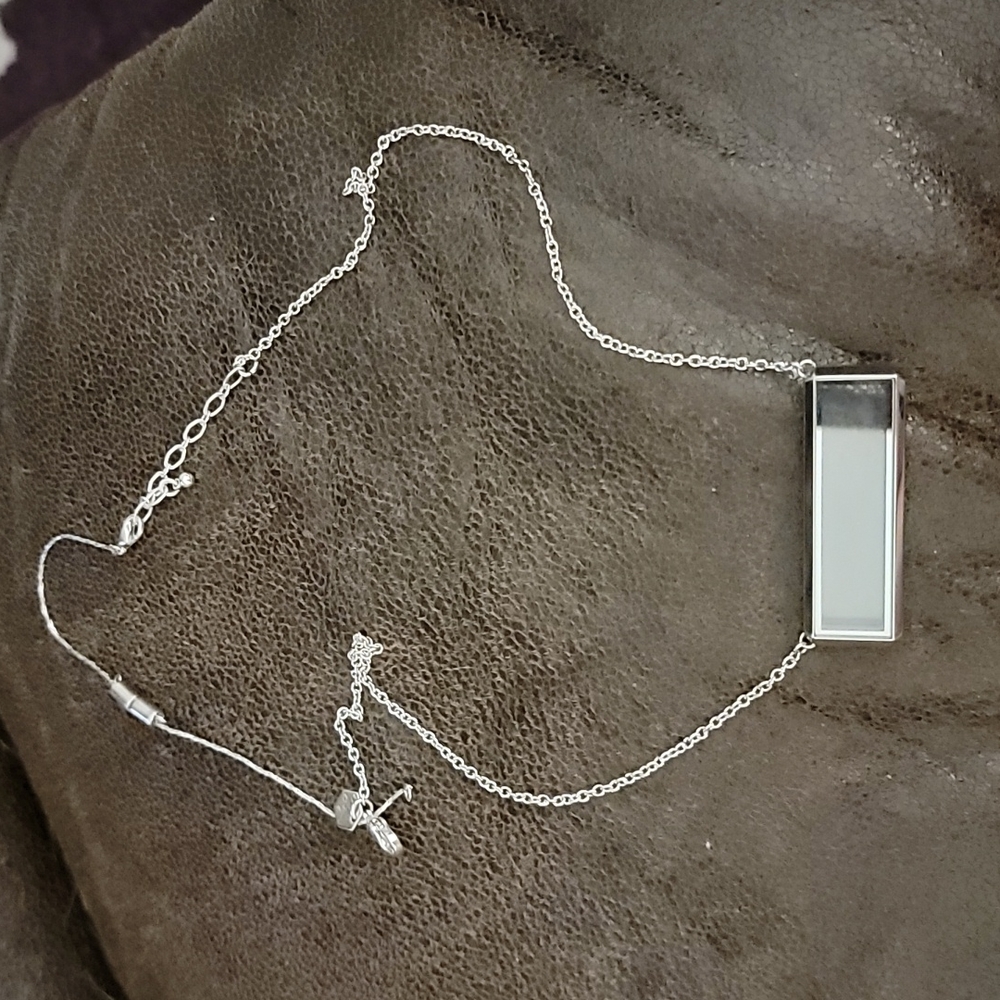 Origami owl bar necklace